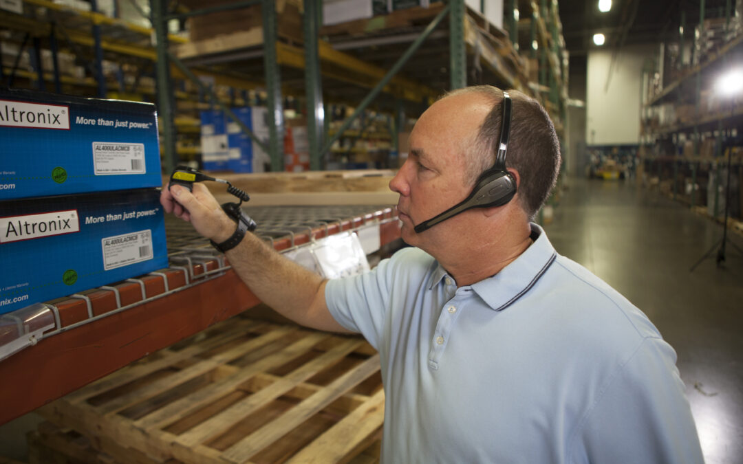 2 Considerations to Find the Best Warehouse Labels for Your Operations